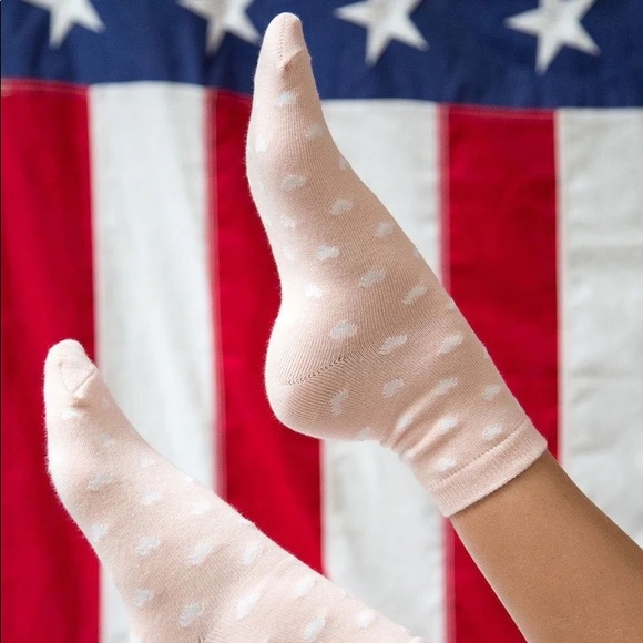 Brandy Melville Heart Socks - Picture 4 of 5